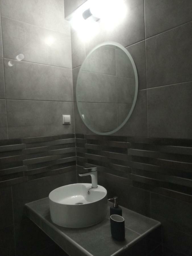New Apartment Near Metro Larissis In The Centre Of アテネ エクステリア 写真