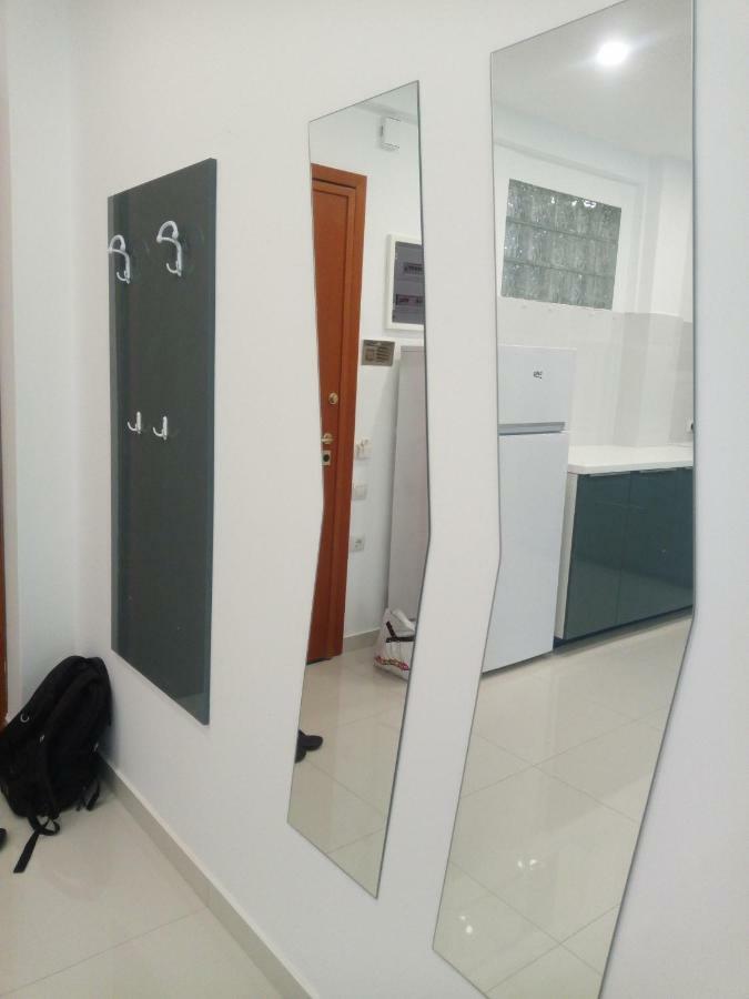 New Apartment Near Metro Larissis In The Centre Of アテネ エクステリア 写真